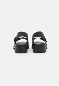 Pier One Leather- Sandalen - Black 11 Pier One Leather- Sandalen - Black -Pier One 304612a39f3546b0ab5f9f6ec58ea932
