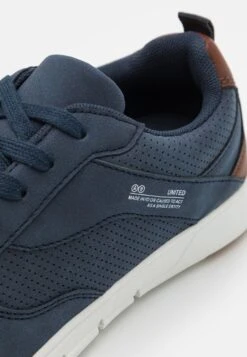 Pier One Sneakers Laag - Dark Blue -Pier One 31bbbcb0905e419fbe2b72be44c9f69c