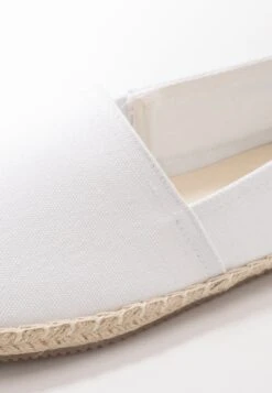 Pier One Rena Espadrille Unisex - Espadrilles - White -Pier One e0d22095d1484315bd44e53c8d53093e